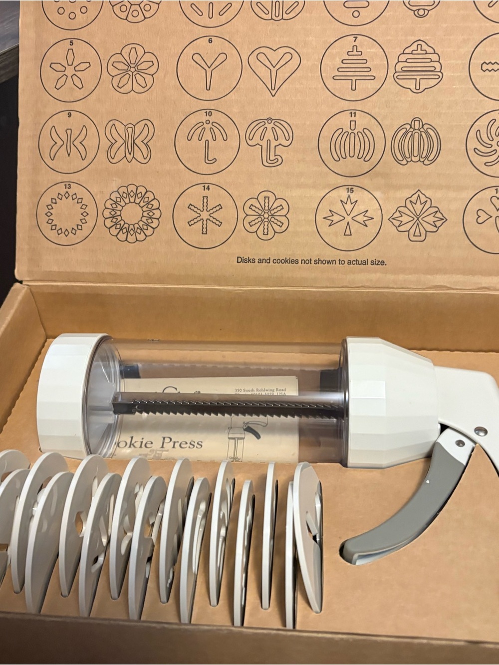 Pampered Chef Cookie Press with Interchangeable Disks - White
